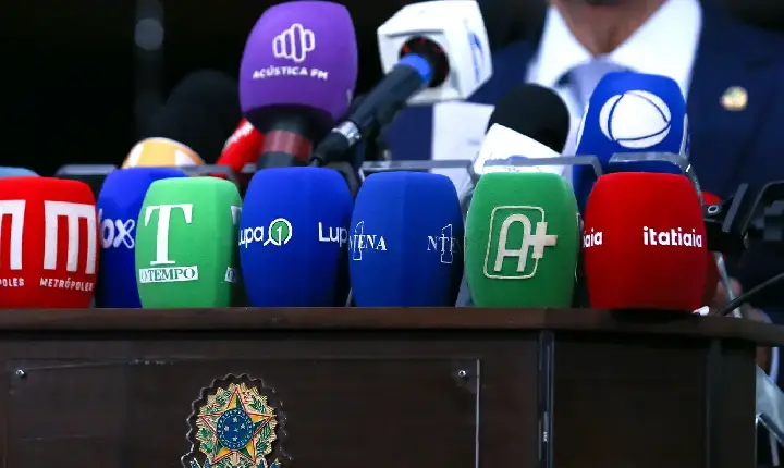 Jornalista não tem o que comemorar em seu dia, diz presidente da Fenaj