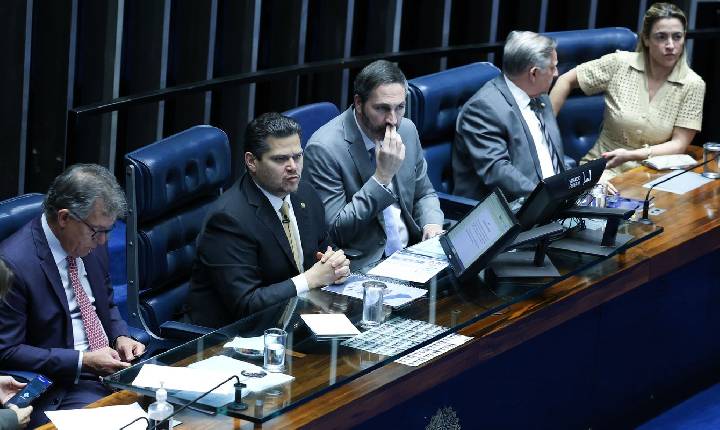 Senado reconhece estágio como experiência profissional