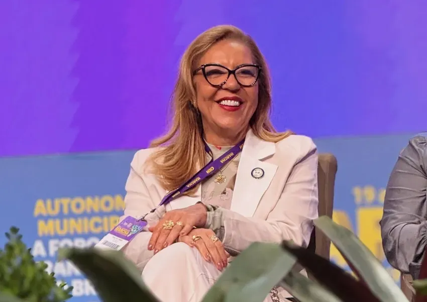 Justiça suspende decisão que afastou prefeita do cargo em Ibicaraí