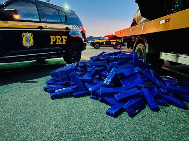 PRF apreende cerca de 400kg de maconha durante fiscalização em Jequié