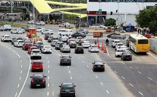 Motoristas poderão obter descontos e perdão de dívidas do IPVA e do licenciamento na Bahia