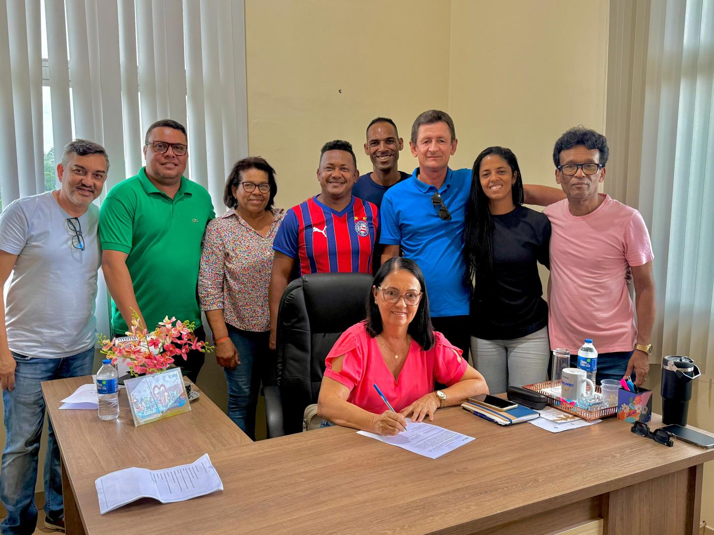 Prefeita de Ubaitaba assina Contrato de Repasse com a Caixa para construção de Complexo Esportivo no bairro Novo Olímpia