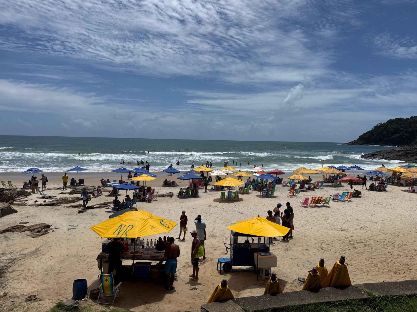 Prefeitura de Itacaré intensifica ações de ordenamento nas praias e em outros espaços públicos do município