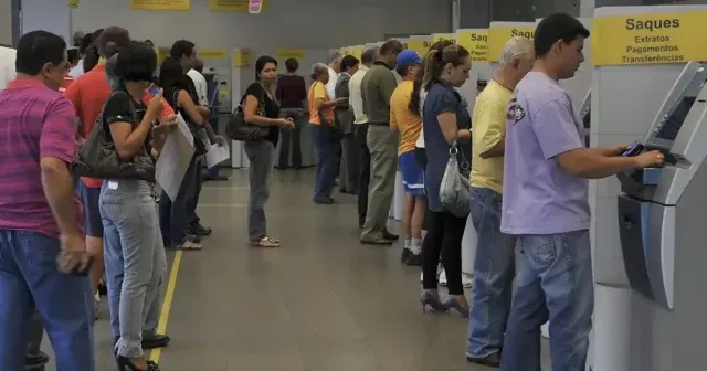 perde 37% das agências